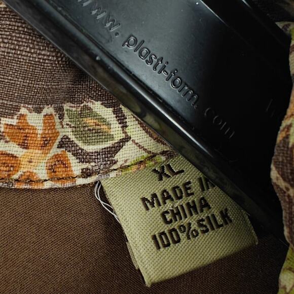 Tommy Bahama Silk Hawaiian Shirt Mens Size XL Autumn Earth Tones Beach Aloha - Picture 3 of 10